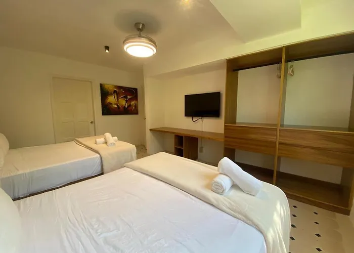 Exclusive Steps From The Playacar Pousada Playa del Carmen