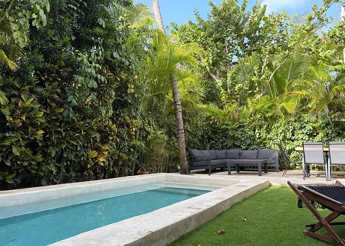 Exclusive Steps From The Playacar Pousada Playa del Carmen